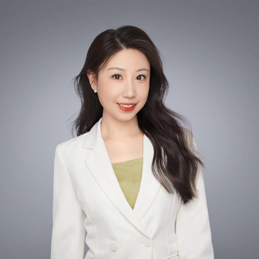 Portrait of Yingting Jiang, Head of Human Resources